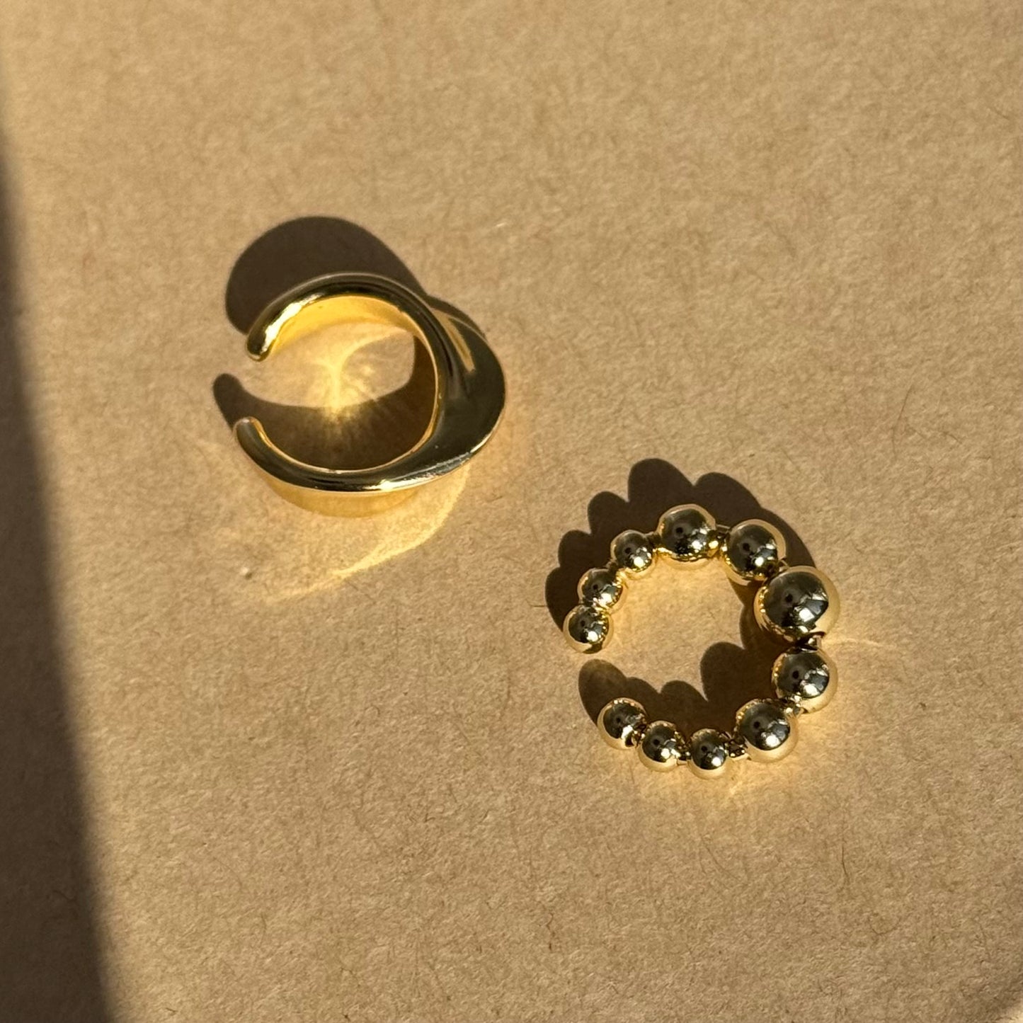 VINTAGE BEADS EARCUFF