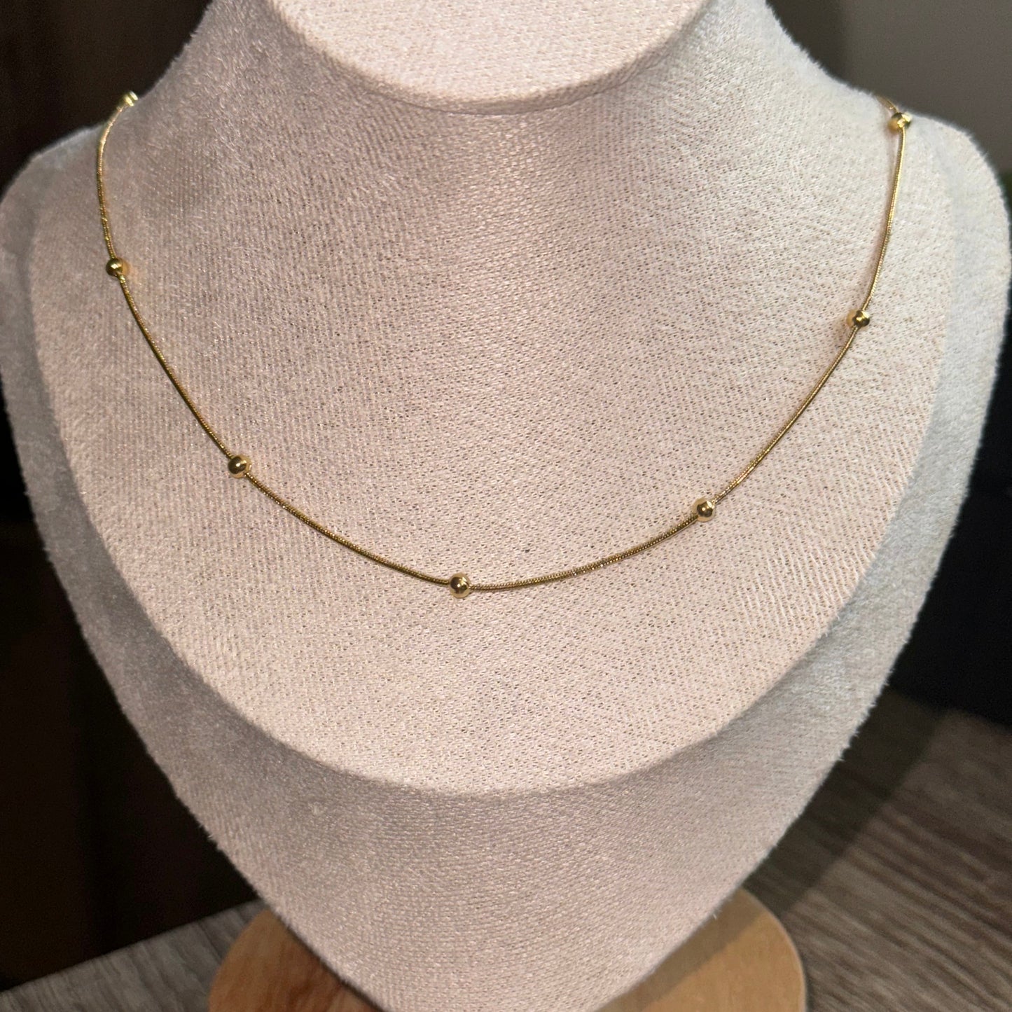 NORA CHAIN