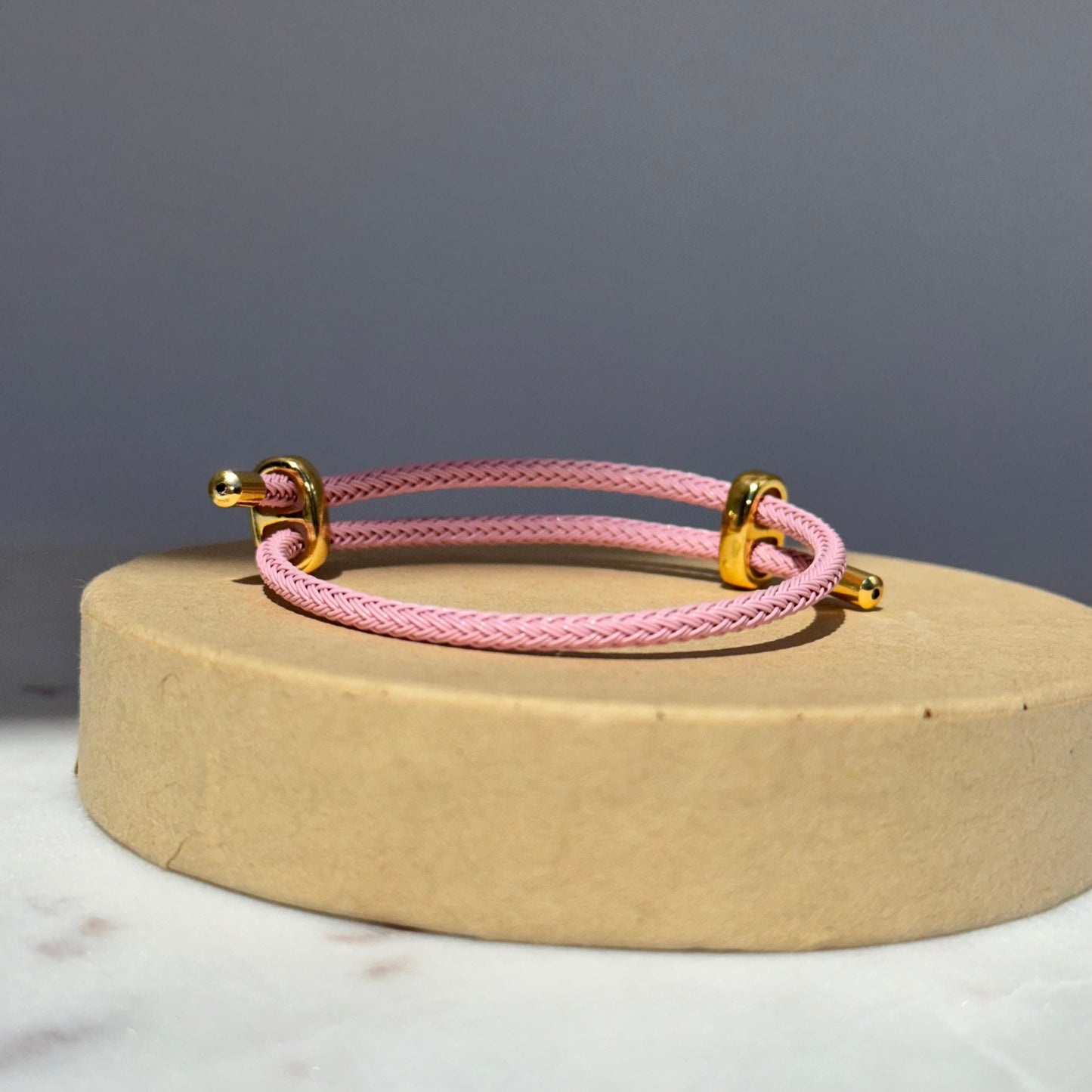 SIMPLE ROUND ROPE BRACELET