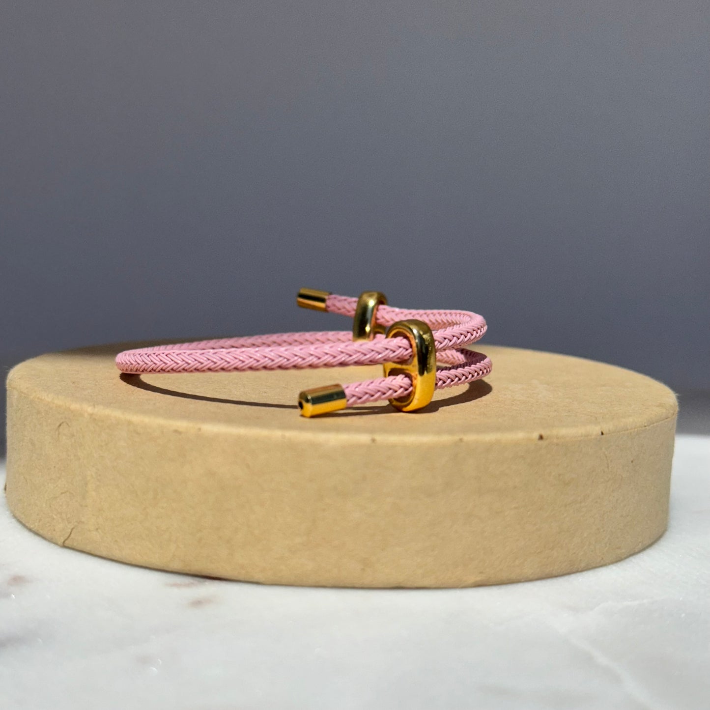 SIMPLE ROUND ROPE BRACELET