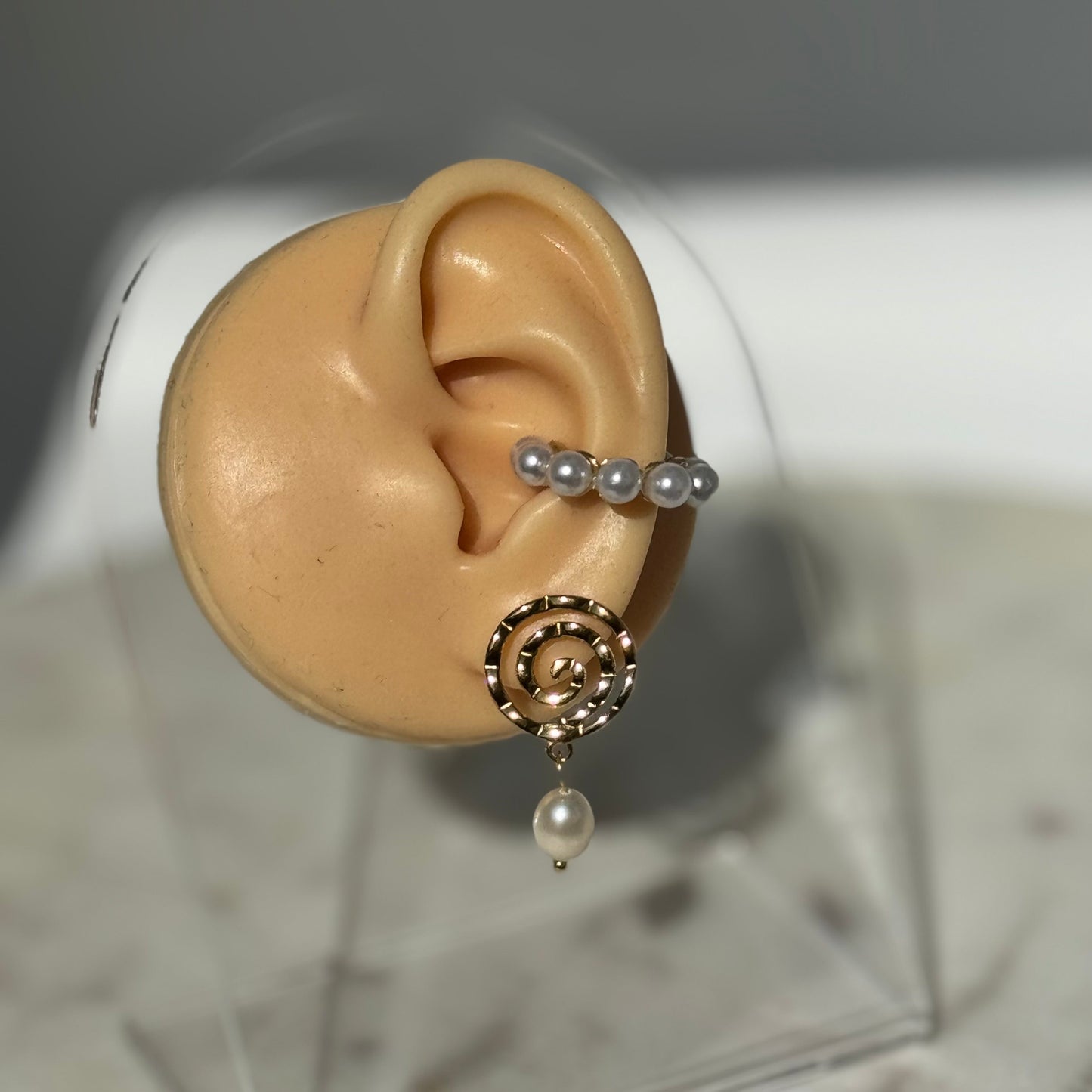 ELLA EARCUFF